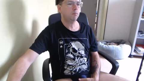 Snapshot of mistercoeur1 chatting on 05-16-26, 07:27 mistercoeur online show from 05-16-26, 07:27