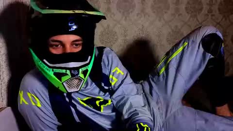 Leo online show from 07-27-26, 05:25