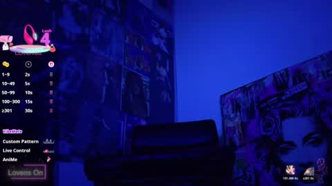 Snapshot of mistileav chatting on 06-18-26, 09:14 online show from 06-18-26, 09:14