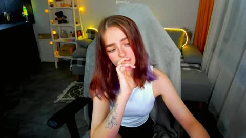 Snapshot of mistiva chatting on 09-08-25, 04:28 Hi everyone Im Tina online show from 09-08-25, 04:28