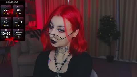 Snapshot of mistress__marcelline chatting on 06-30-26, 01:39 Marcelline online show from 06-30-26, 01:39