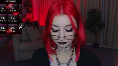 Snapshot of mistress__marcelline chatting on 07-03-26, 01:56 Marcelline online show from 07-03-26, 01:56