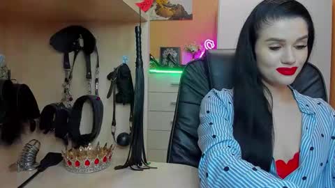 Snapshot of mistress_kristi chatting on 05-18-26, 06:03 Mistress Kristi online show from 05-18-26, 06:03