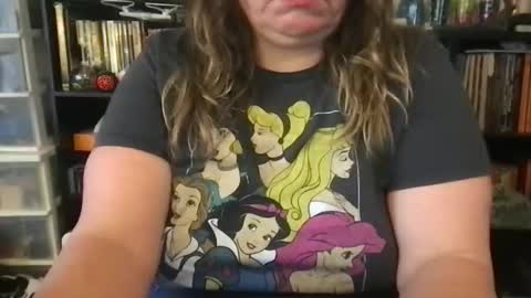 Snapshot of mistress_lk chatting on 01-05-26, 05:27 MistyVale online show from 01-05-26, 05:27