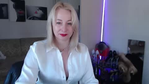 mistress_milfa online show from 03-07-26, 08:11