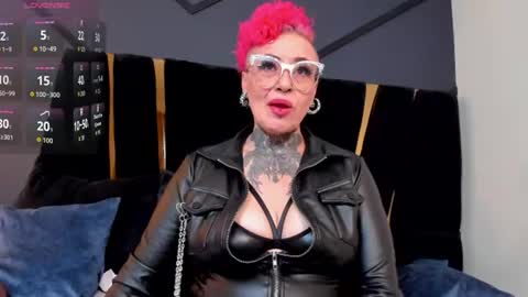 Sandy Mistress  online show from 06-08-26, 09:26