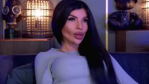 Elenia online show from 03-28-26, 12:27