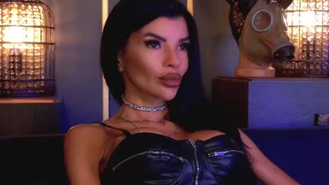 Elenia online show from 07-04-26, 09:59