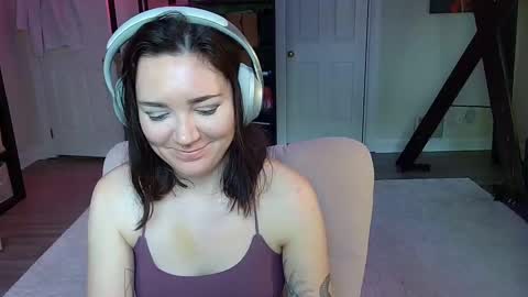 Snapshot of mistressjuniper chatting on 10-07-25, 06:49 Mistress June online show from 10-07-25, 06:49