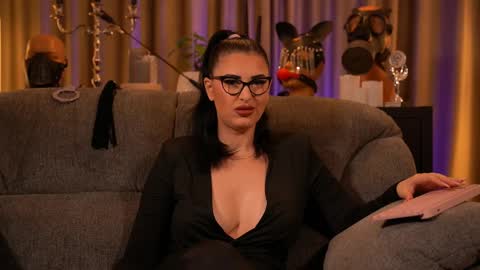 Mistress Kelly online show from 09-25-25, 11:52