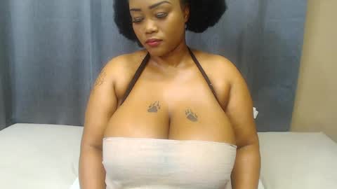 Snapshot of mistressofmelons chatting on 07-16-26, 06:52 MistressOfMelons online show from 07-16-26, 06:52