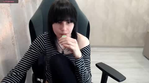 Snapshot of misty_dark chatting on 10-07-25, 10:34 misty_dark online show from 10-07-25, 10:34