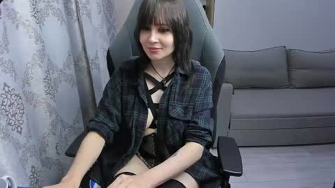 Snapshot of misty_dark chatting on 06-25-26, 10:31 misty_dark online show from 06-25-26, 10:31