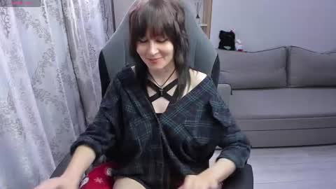 Snapshot of misty_dark chatting on 07-17-26, 05:40 misty_dark online show from 07-17-26, 05:40