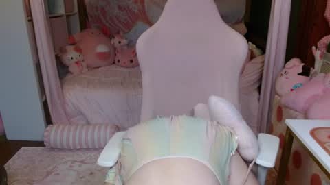 Snapshot of mistymystic chatting on 07-09-26, 11:53 Misty online show from 07-09-26, 11:53