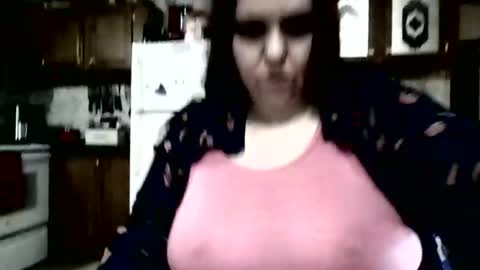 Snapshot of mistyrayne123 chatting on 02-14-26, 04:09 mistyrayne123 online show from 02-14-26, 04:09