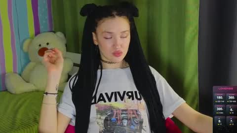 Snapshot of mitch911 chatting on 03-05-25, 08:42 alice online show from 03-05-25, 08:42