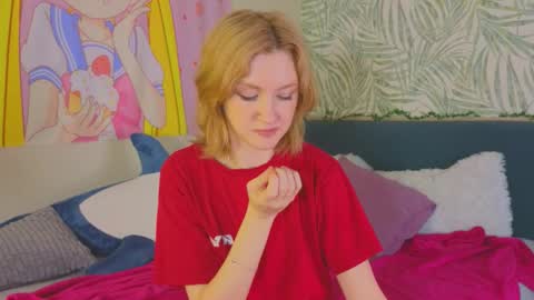 Snapshot of mitch911 chatting on 10-09-25, 11:19 alice online show from 10-09-25, 11:19