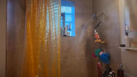 Snapshot of mitchellebunny7 chatting on 12-17-25, 09:32 MichelleBunny7 online show from 12-17-25, 09:32