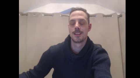 Snapshot of mitsch01 chatting on 02-20-25, 04:14 Mitsch online show from 02-20-25, 04:14