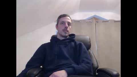 Snapshot of mitsch01 chatting on 02-21-26, 12:39 Mitsch online show from 02-21-26, 12:39