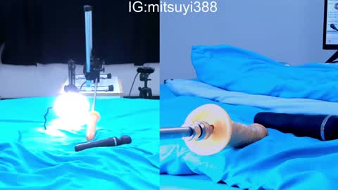Snapshot of mitsuyi_cute chatting on 02-01-25, 11:37 Mitsuyi online show from 02-01-25, 11:37