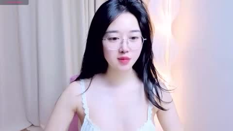 miu_999 online show from 05-05-26, 02:08