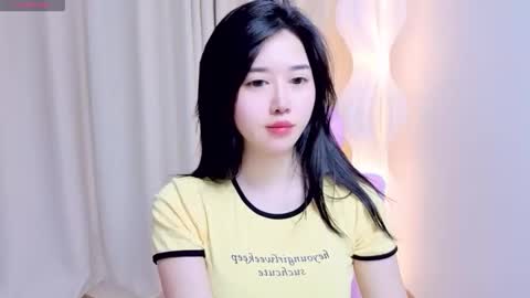 miu_999 online show from 05-07-26, 02:06