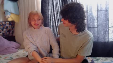 Naomi and Nekorii online show from 05-28-26, 09:23
