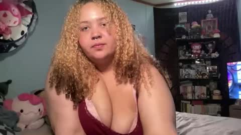 mixxedgoodness222 online show from 12-18-25, 03:23