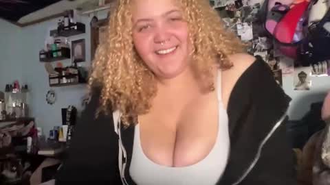 mixxedgoodness222 online show from 02-04-26, 03:34