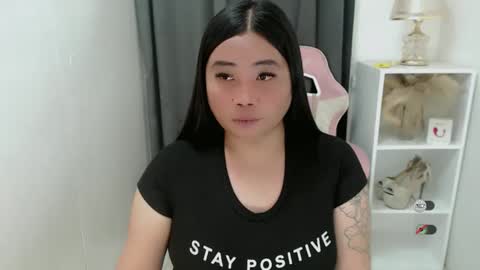 Snapshot of miya_licious chatting on 02-25-26, 04:49 cassie marie online show from 02-25-26, 04:49