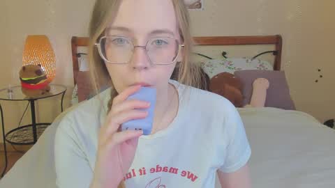 Miya online show from 03-30-26, 01:39