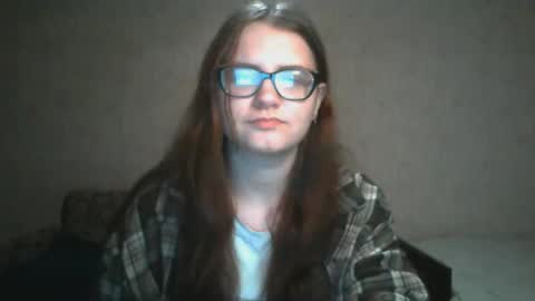 Snapshot of miyabe chatting on 12-16-24, 02:05 Milana online show from 12-16-24, 02:05