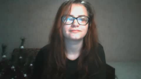 Snapshot of miyabe chatting on 01-08-25, 10:15 Milana online show from 01-08-25, 10:15