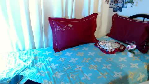 Miyakabebe online show from 10-18-25, 08:15