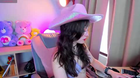 miyuki_wolf online show from 10-30-25, 08:42