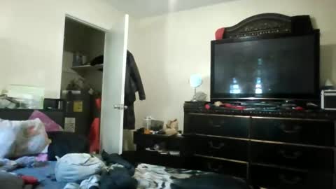 miztrezk online show from 03-22-26, 06:44