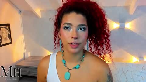 mizzhell_ online show from 11-10-25, 11:42