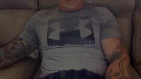 Snapshot of mjg175 chatting on 01-28-25, 05:46 SexyRed online show from 01-28-25, 05:46