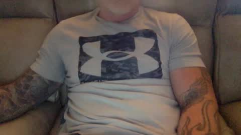 Snapshot of mjg175 chatting on 01-29-25, 09:28 SexyRed online show from 01-29-25, 09:28