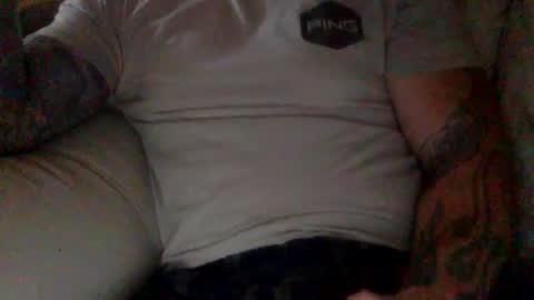 Snapshot of mjg175 chatting on 09-11-25, 05:13 SexyRed online show from 09-11-25, 05:13