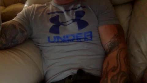 Snapshot of mjg175 chatting on 09-24-25, 09:18 SexyRed online show from 09-24-25, 09:18