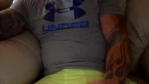 Snapshot of mjg175 chatting on 10-13-25, 05:35 SexyRed online show from 10-13-25, 05:35