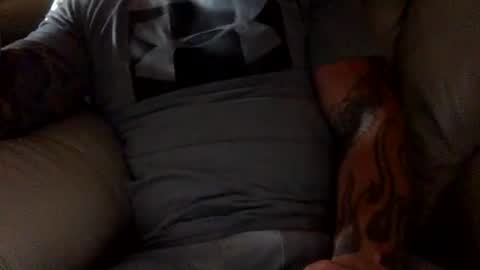 Snapshot of mjg175 chatting on 10-14-25, 06:31 SexyRed online show from 10-14-25, 06:31