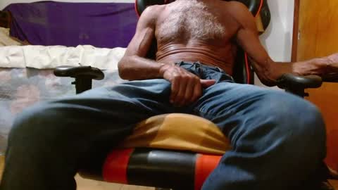 Snapshot of mjmadurengue chatting on 01-01-25, 02:51 Mario jose online show from 01-01-25, 02:51