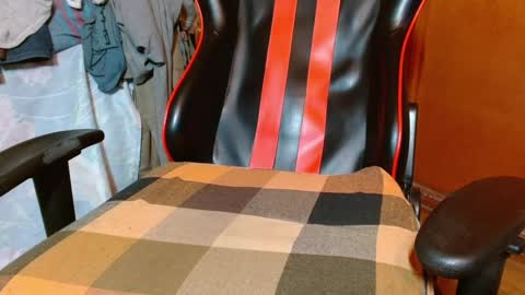 Snapshot of mjmadurengue chatting on 01-09-25, 05:34 Mario jose online show from 01-09-25, 05:34