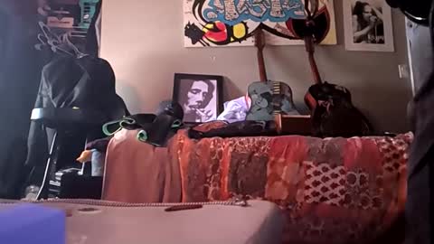 Snapshot of mjmckenz55 chatting on 04-27-26, 04:16 Daddy720 online show from 04-27-26, 04:16