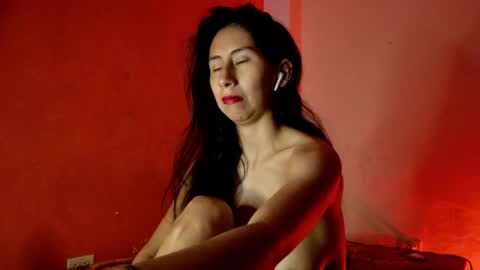 MoonLipson online show from 01-13-25, 09:41