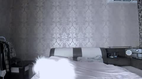 Lili online show from 11-11-25, 09:31